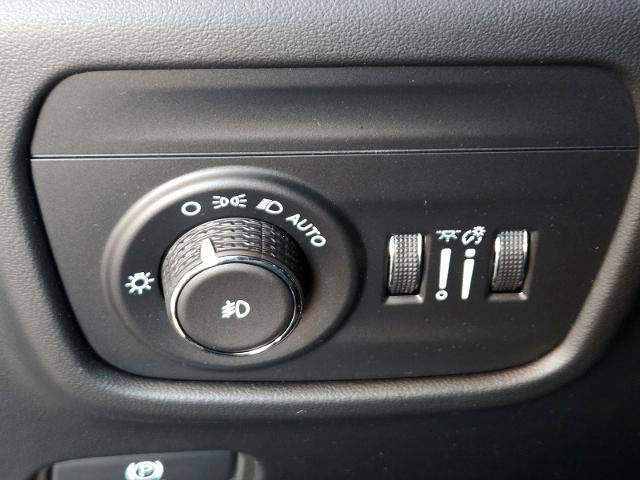 2024 Jeep Grand Cherokee L Vehicle Photo in Weatherford, TX 76087