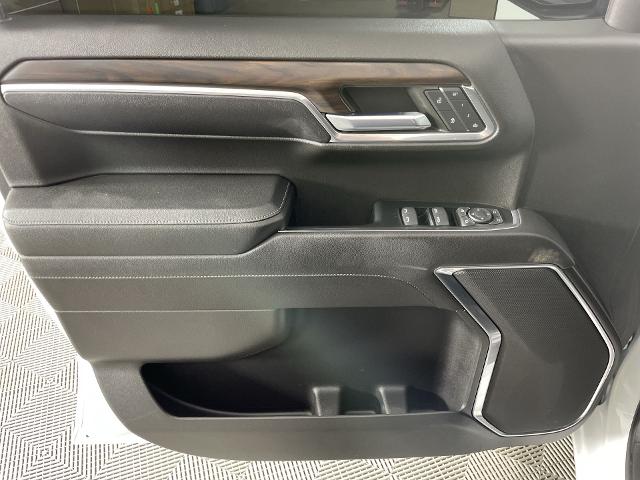 2023 GMC Sierra 1500 Vehicle Photo in GILBERT, AZ 85297-0402