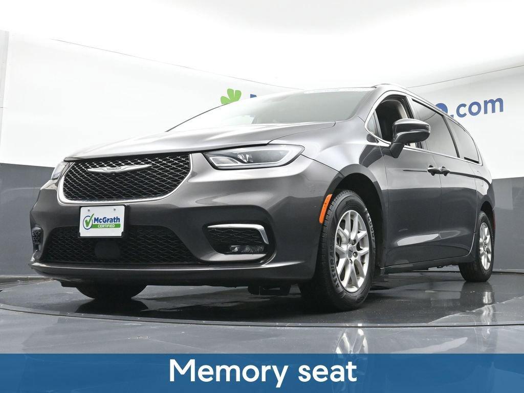 2022 Chrysler Pacifica Vehicle Photo in Cedar Rapids, IA 52402