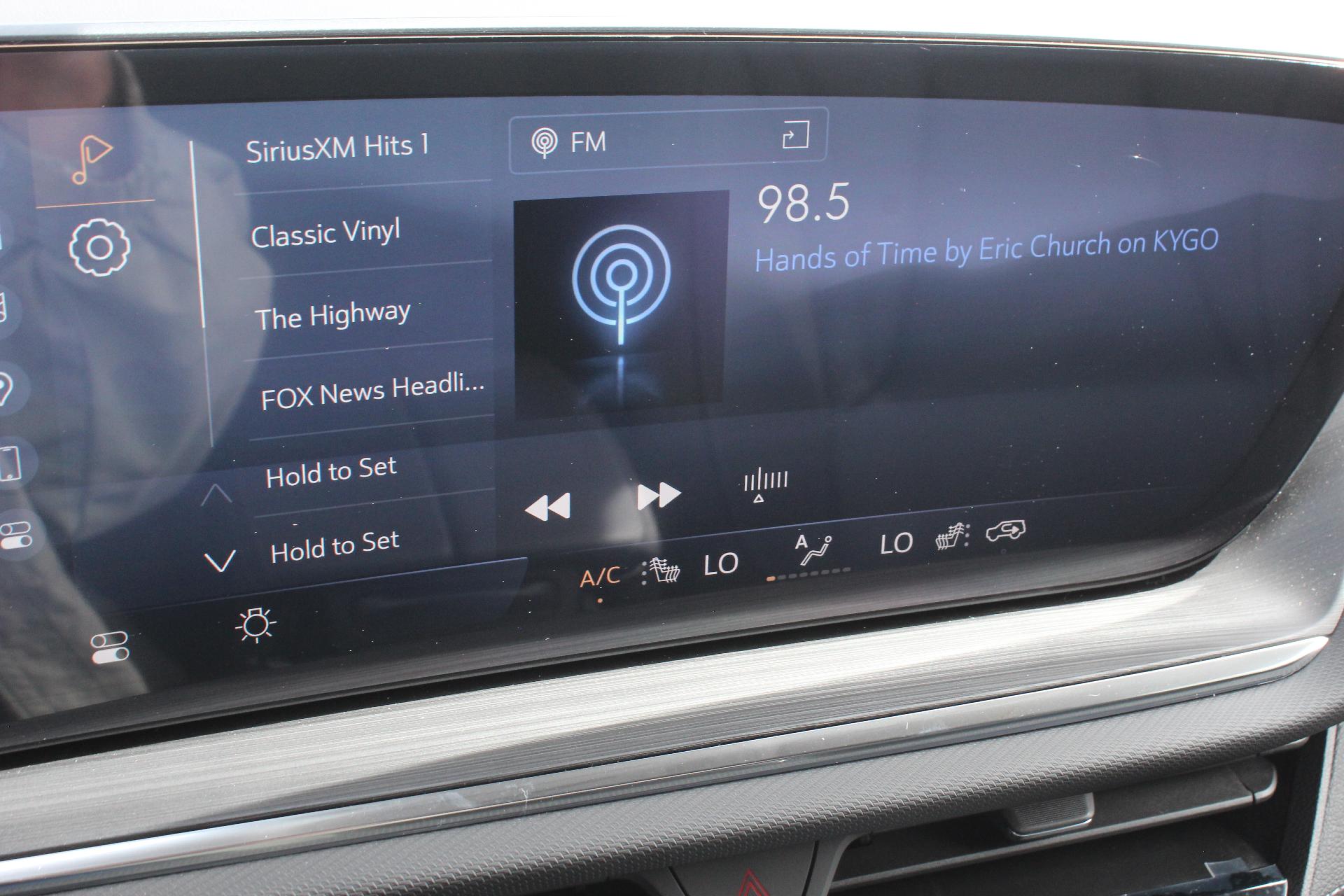 2025 Buick Envision Vehicle Photo in AURORA, CO 80012-4011