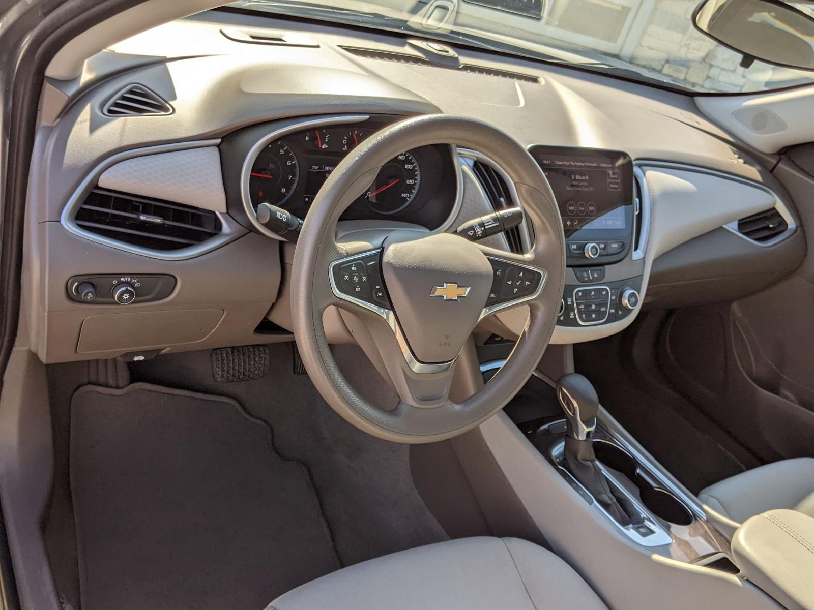 2023 Chevrolet Malibu Vehicle Photo in Seguin, TX 78155