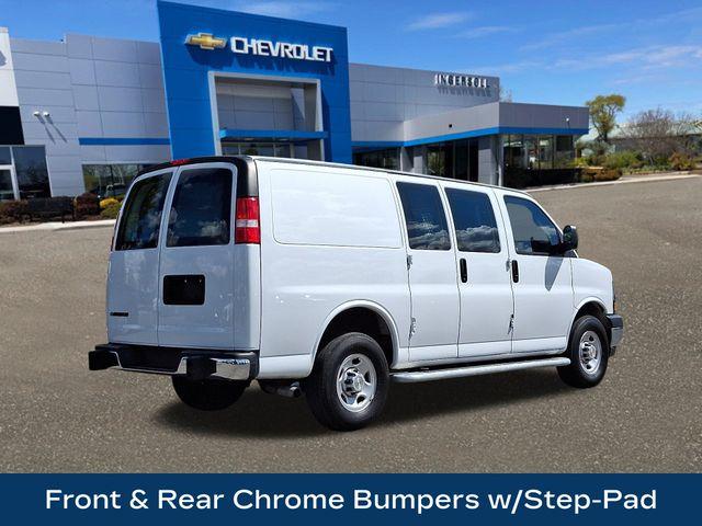 2023 Chevrolet Express Cargo 2500 Vehicle Photo in DANBURY, CT 06810-5034