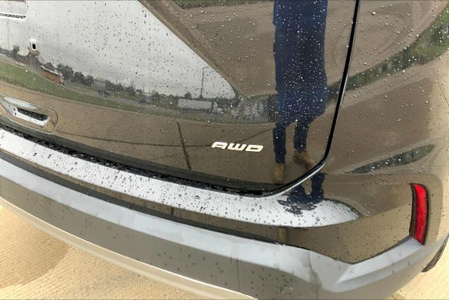 2024 Ford Edge Vehicle Photo in TOPEKA, KS 66609-0000