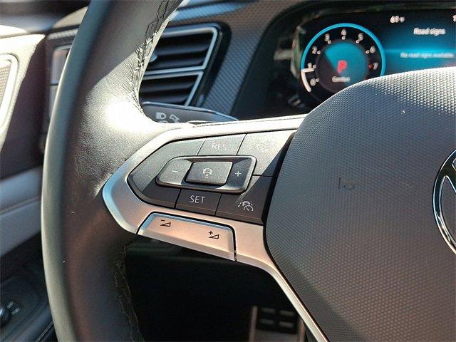 2024 Volkswagen Atlas Cross Sport Vehicle Photo in Willow Grove, PA 19090