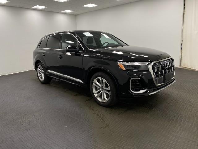 2025 Audi Q7 Vehicle Photo in Neenah, WI 54956