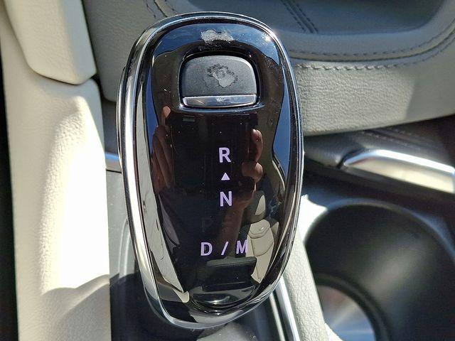 2025 Cadillac XT6 Vehicle Photo in DANBURY, CT 06810-5034