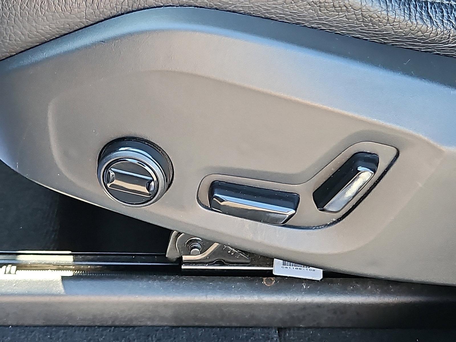 2019 Volvo XC90 Vehicle Photo in Trevose, PA 19053