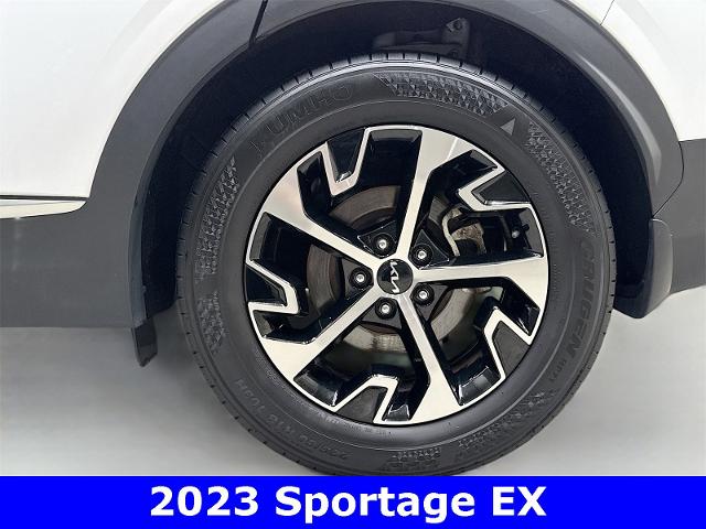 2023 Kia Sportage Vehicle Photo in EVERETT, WA 98203-5662