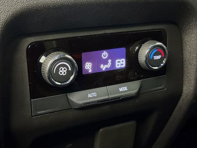 2026 Chevrolet Traverse Vehicle Photo in PUYALLUP, WA 98371-4149
