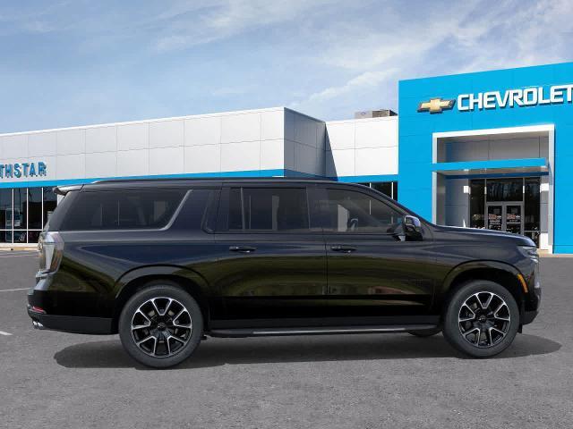 2026 Chevrolet Suburban Vehicle Photo in MOON TOWNSHIP, PA 15108-2571