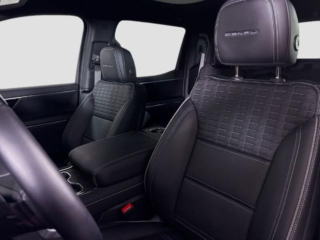 2025 GMC Sierra EV Vehicle Photo in PUYALLUP, WA 98371-4149