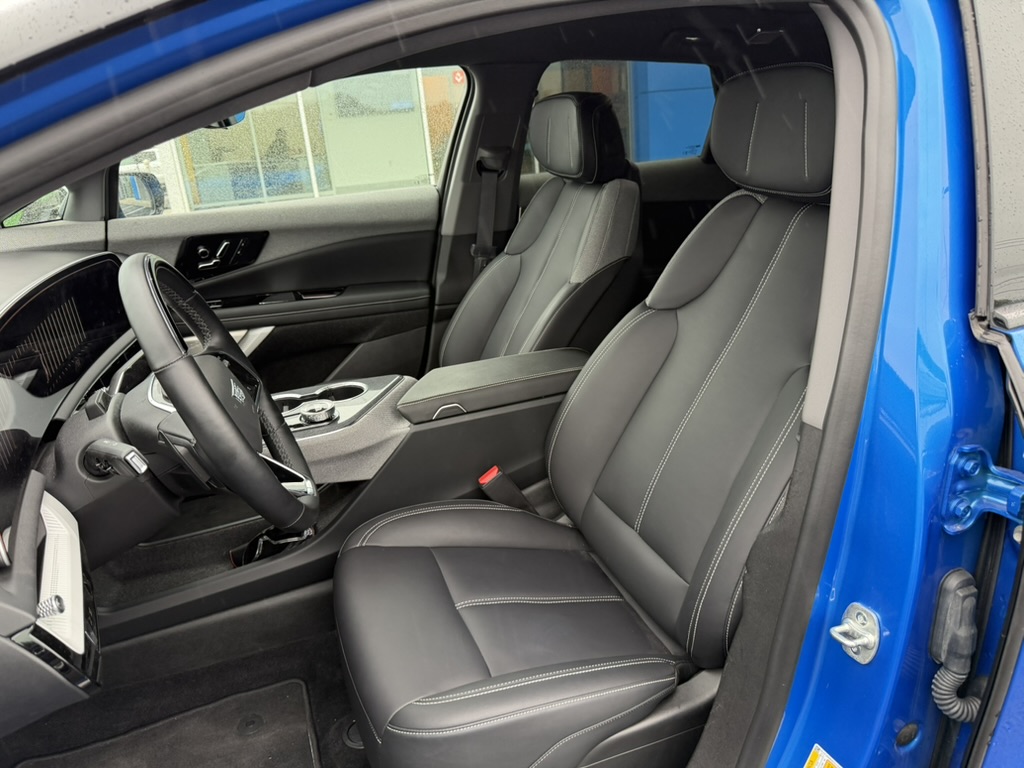 2025 Cadillac OPTIQ photo 15 of 31