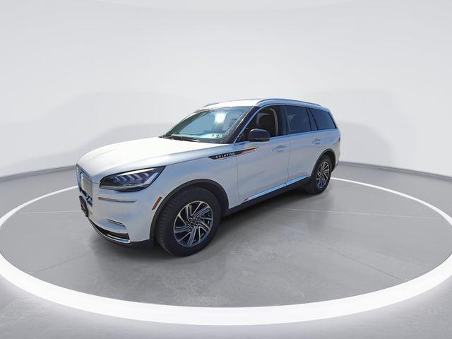 2020 Lincoln Aviator Vehicle Photo in Pleasant Hills, PA 15236