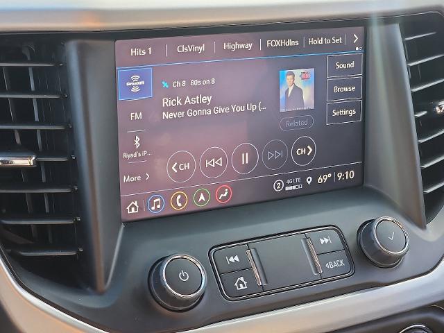 2023 GMC Acadia Vehicle Photo in TREVOSE, PA 19053-4984