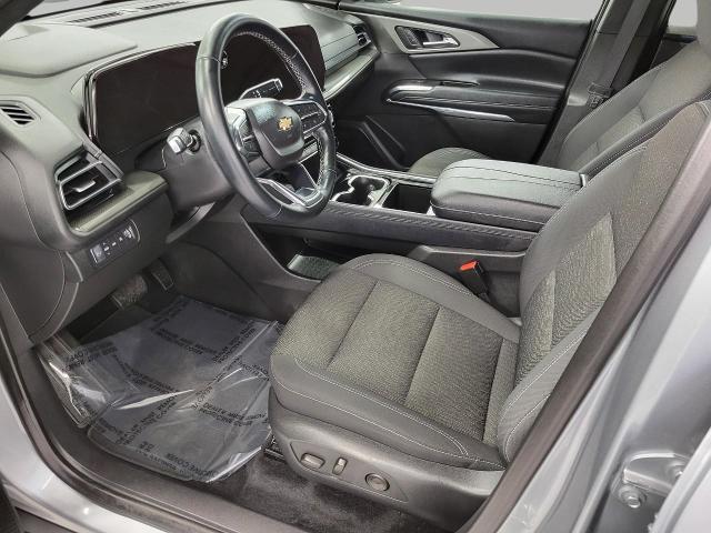 2025 Chevrolet Traverse Vehicle Photo in NEENAH, WI 54956-2243