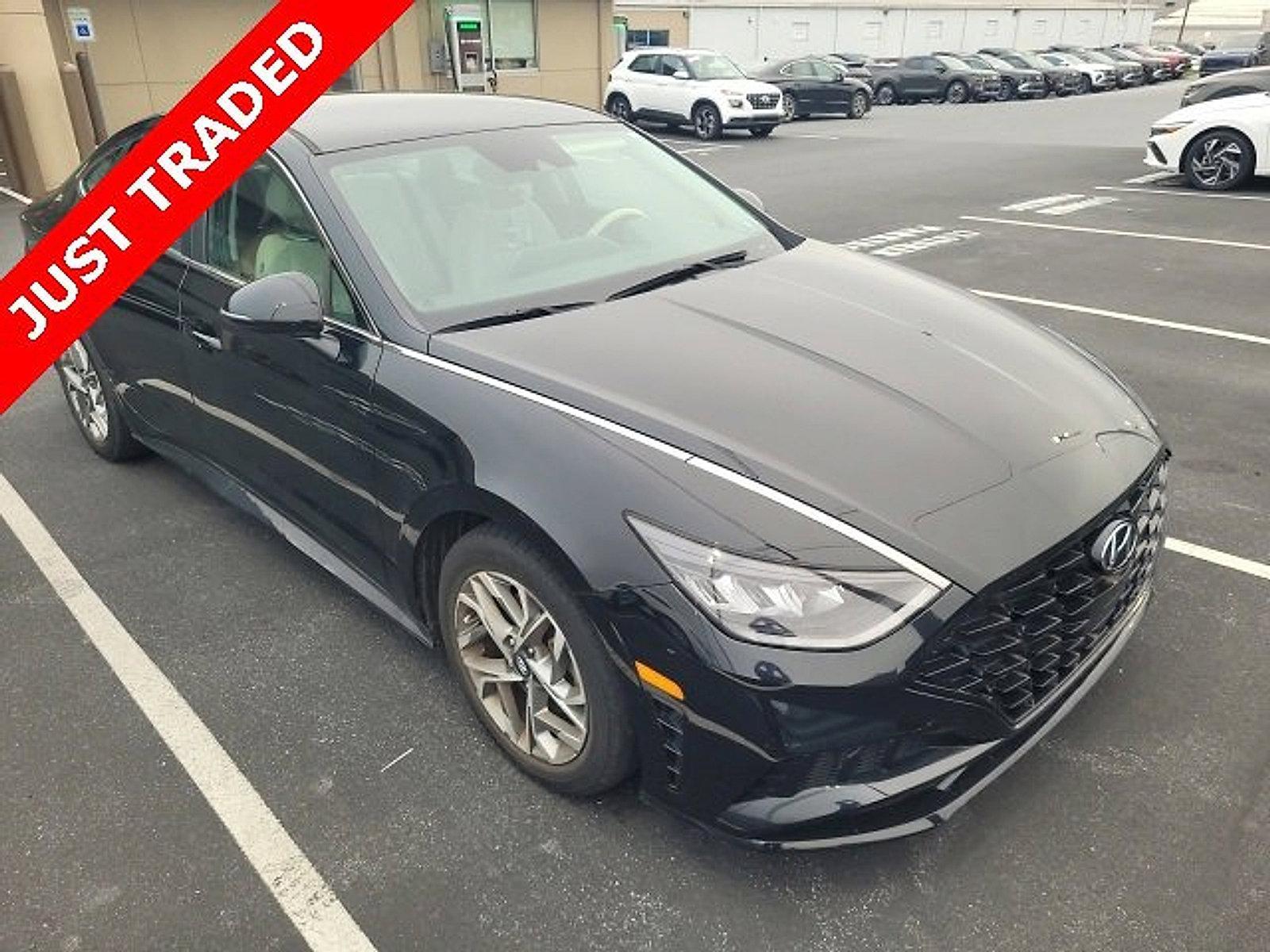 2022 Hyundai SONATA Vehicle Photo in Harrisburg, PA 17111