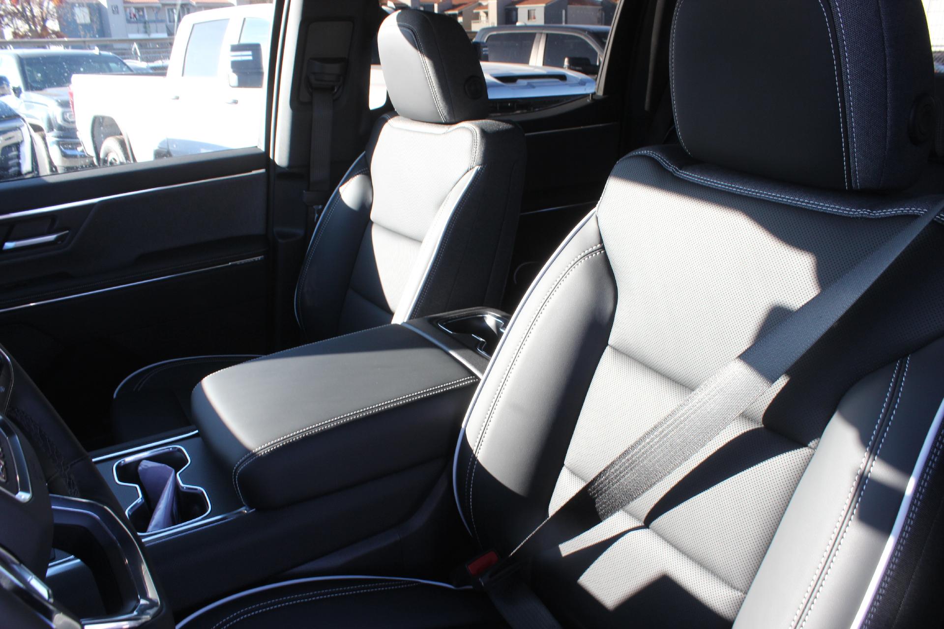 2026 GMC Sierra EV Vehicle Photo in AURORA, CO 80012-4011