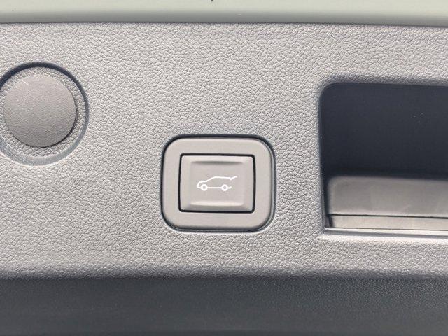 2025 Chevrolet Equinox Vehicle Photo in BRUNSWICK, GA 31525-1881