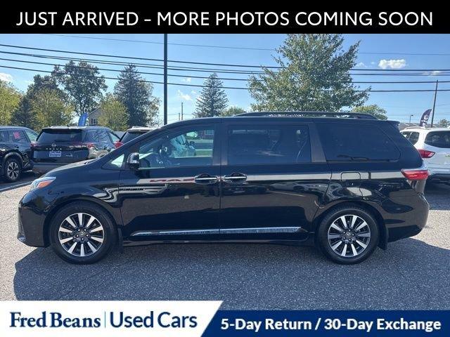 2019 Toyota Sienna Vehicle Photo in Flemington, NJ 08822