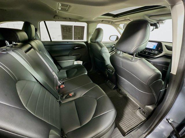 2022 Toyota Highlander Vehicle Photo in Flemington, NJ 08822