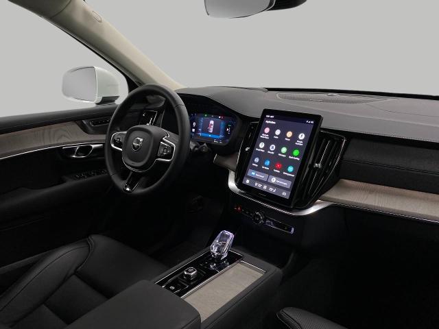 2025 Volvo XC90 Plug-In Hybrid Vehicle Photo in Appleton, WI 54913