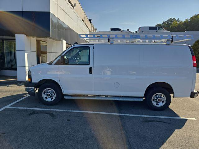 2023 GMC Savana Cargo Van Vehicle Photo in Pleasant Hills, PA 15236