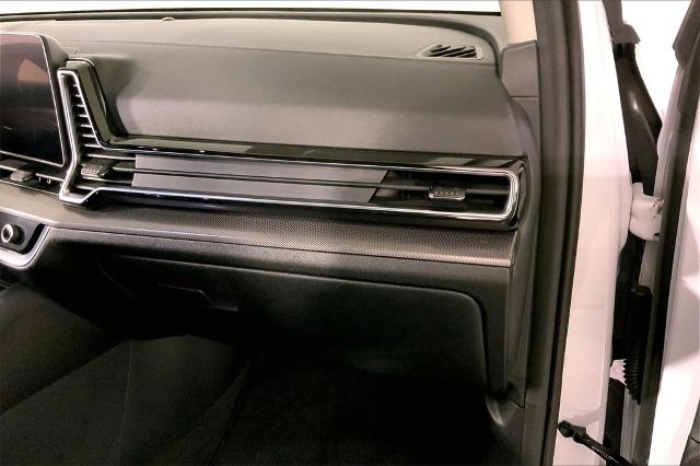 2023 Kia Sportage Vehicle Photo in Lees Summit, MO 64086