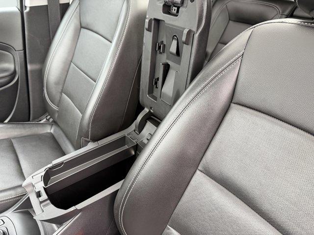 2022 GMC Terrain Vehicle Photo in LEOMINSTER, MA 01453-2952