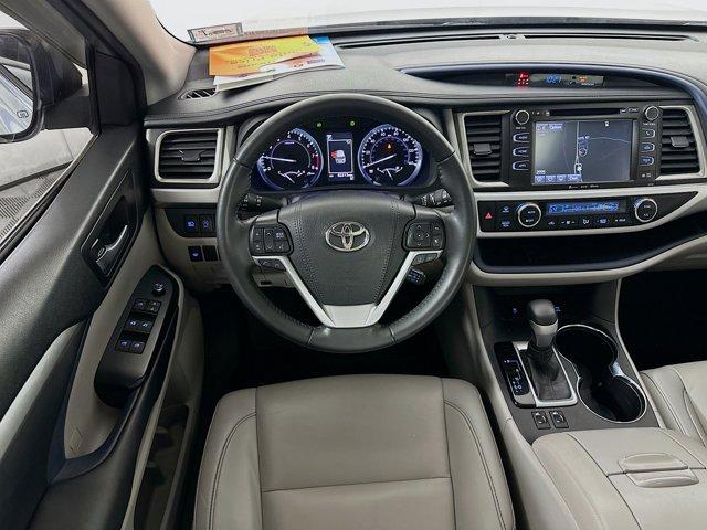 2019 Toyota Highlander Vehicle Photo in Flemington, NJ 08822