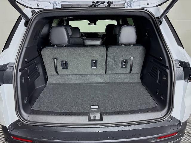 2025 Buick Enclave Vehicle Photo in PUYALLUP, WA 98371-4149