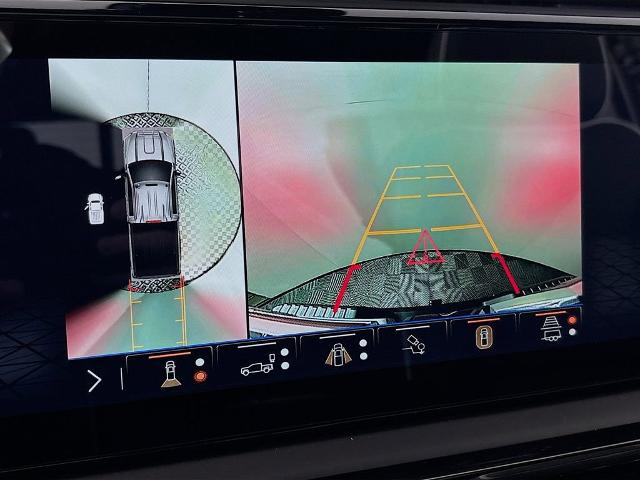 2025 GMC Sierra 2500 HD Vehicle Photo in PUYALLUP, WA 98371-4149