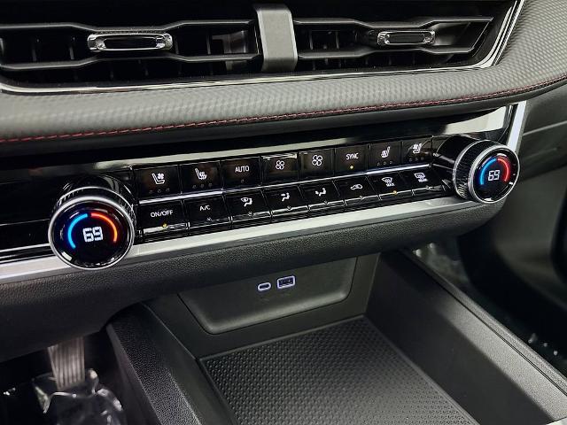 2026 Chevrolet Equinox Vehicle Photo in PUYALLUP, WA 98371-4149