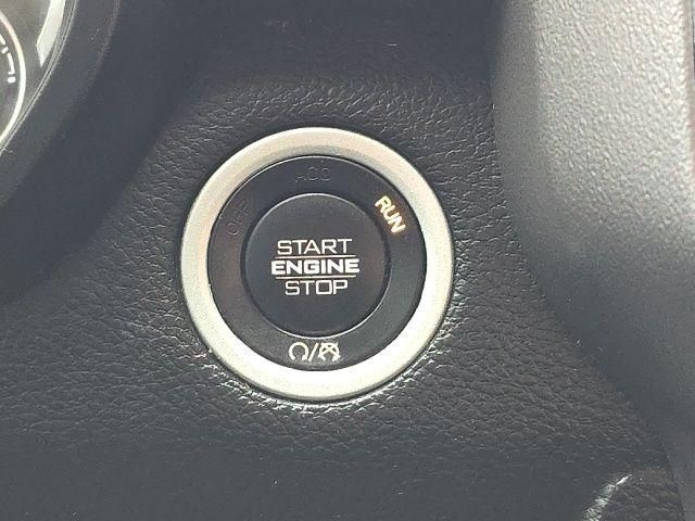 2019 Ram 1500 Vehicle Photo in Pleasant Hills, PA 15236