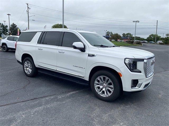 2023 GMC Yukon XL Vehicle Photo in LANCASTER, PA 17601-0000