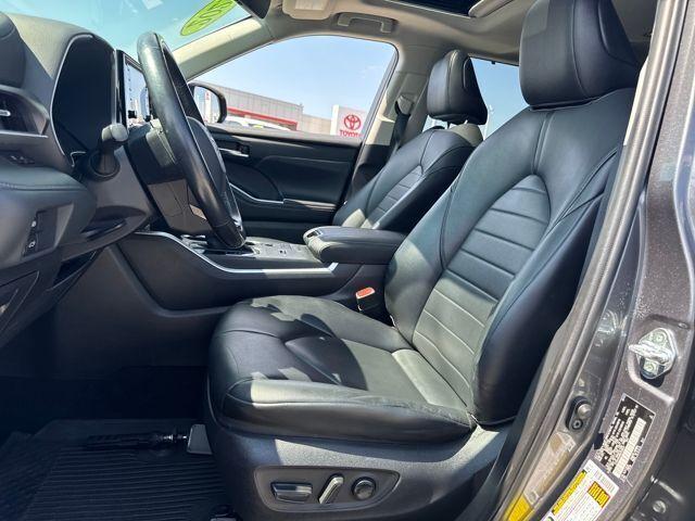 2021 Toyota Highlander Vehicle Photo in Jonesboro, AR 72404