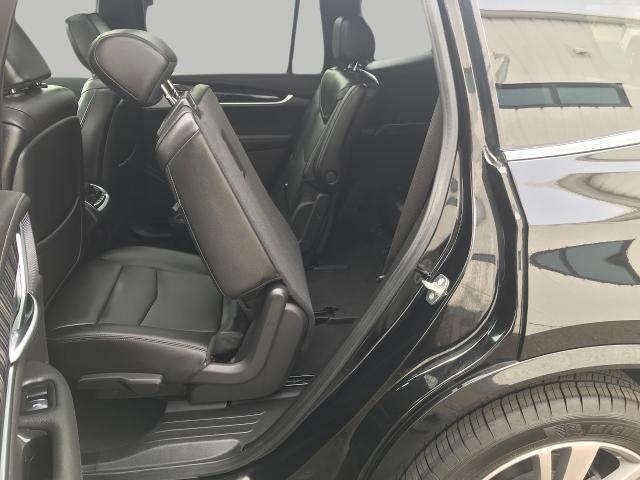 2025 Cadillac XT6 Vehicle Photo in GREEN BAY, WI 54303-3330