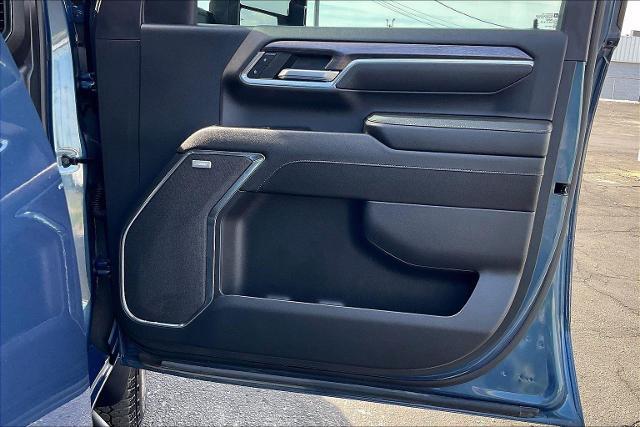 2024 Chevrolet Silverado 2500 HD Vehicle Photo in INDEPENDENCE, MO 64055-1314