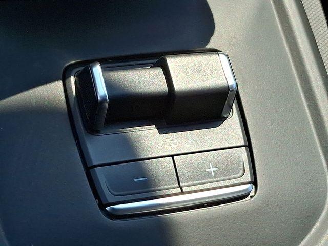 2024 GMC Sierra 1500 Vehicle Photo in DANBURY, CT 06810-5034