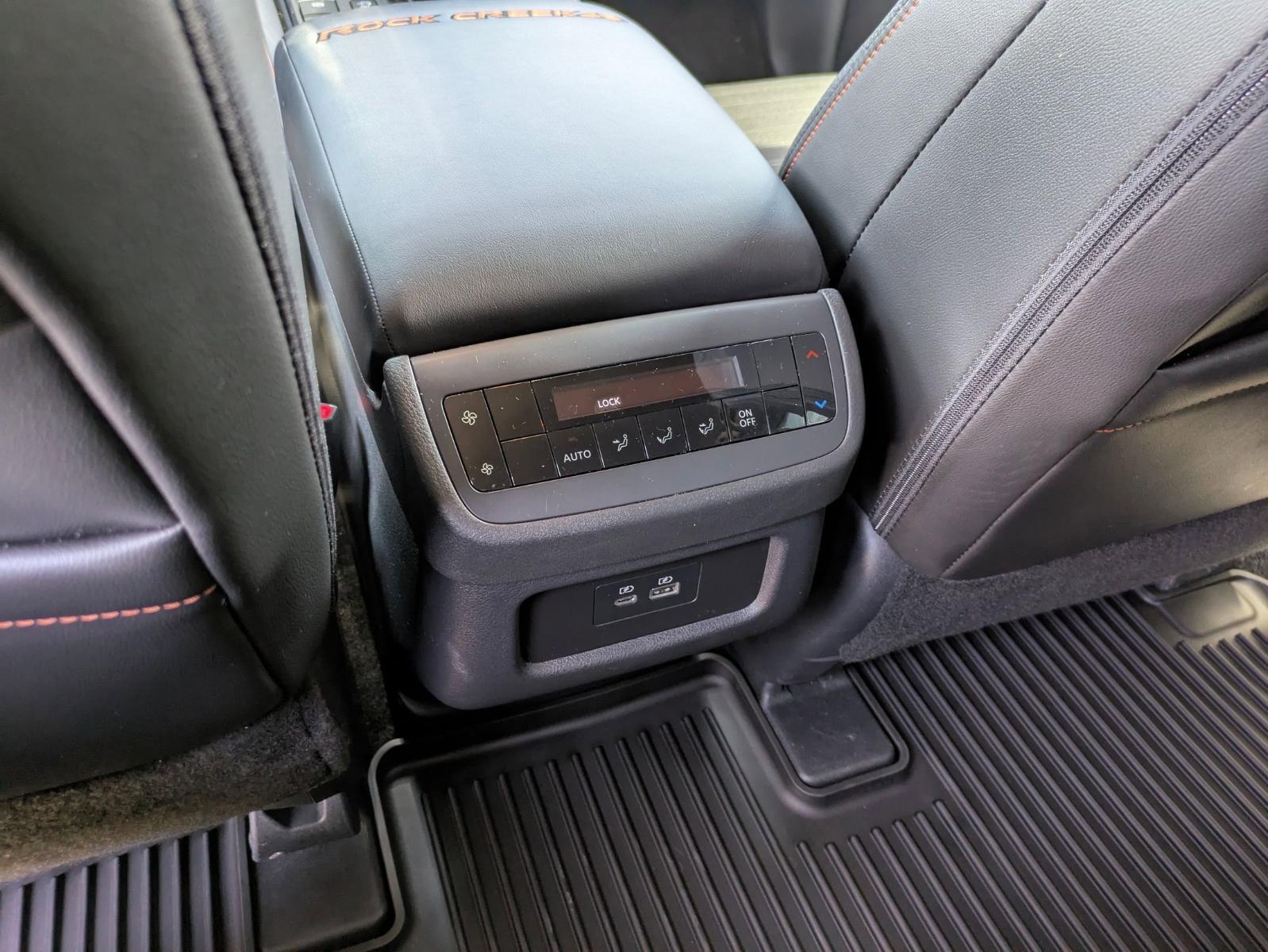 2025 Nissan Pathfinder Vehicle Photo in Seguin, TX 78155