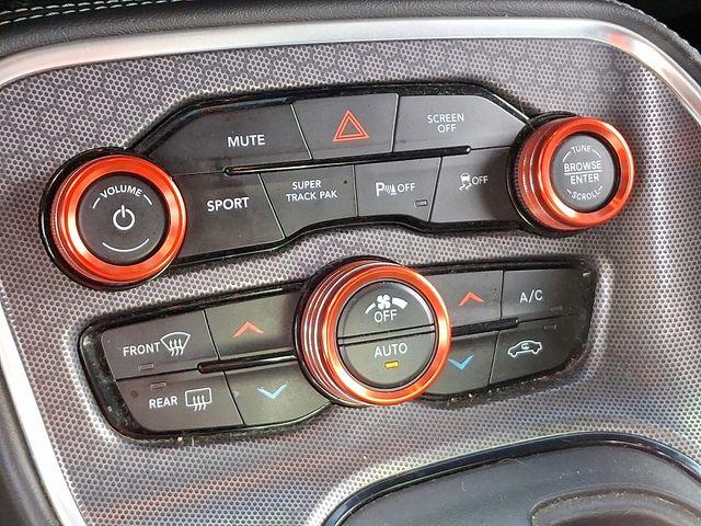 2017 Dodge Challenger Vehicle Photo in DANBURY, CT 06810-5034