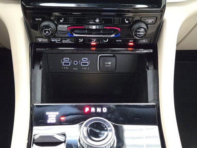2023 Jeep Grand Cherokee Vehicle Photo in Decatur, TX 76234