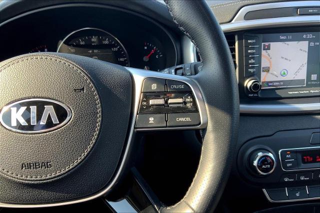 2019 Kia Sorento Vehicle Photo in TOPEKA, KS 66609-0000