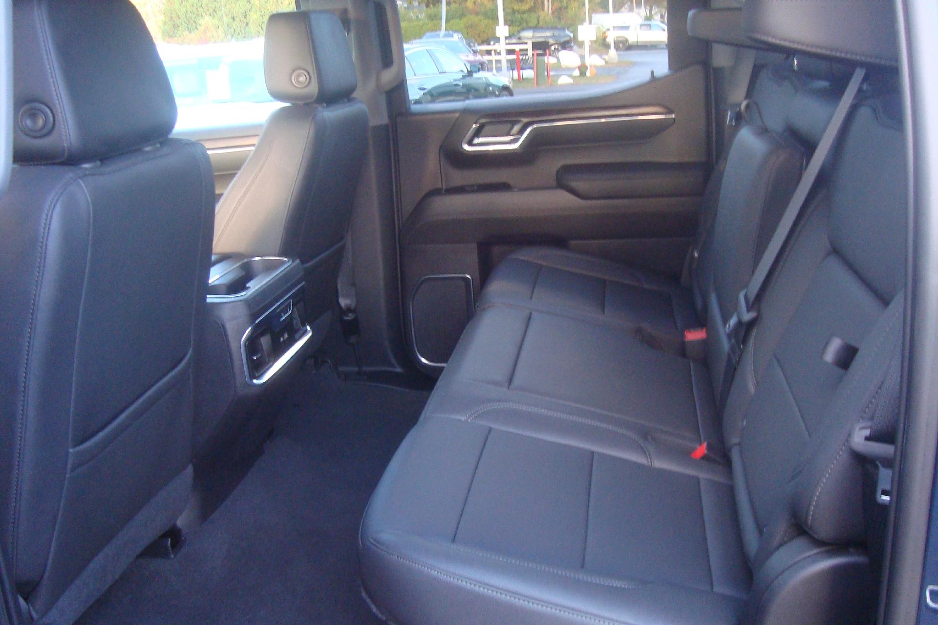 2022 GMC Sierra 1500 Vehicle Photo in PORTSMOUTH, NH 03801-4196