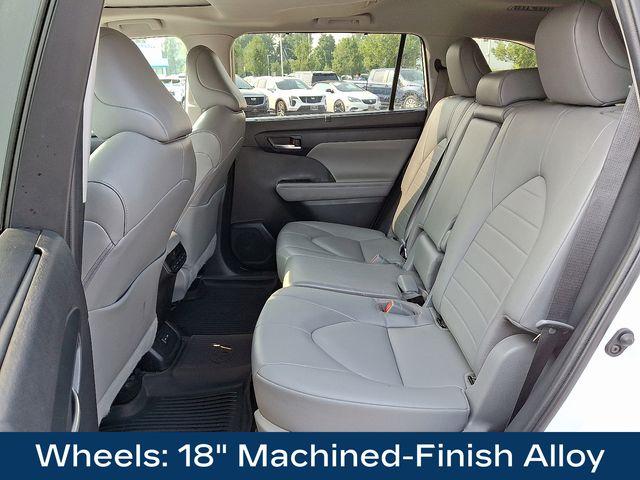 2022 Toyota Highlander Vehicle Photo in DANBURY, CT 06810-5034