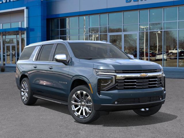 2025 Chevrolet Suburban Vehicle Photo in NEENAH, WI 54956-2243