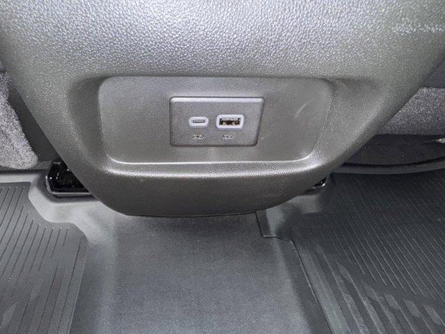 2025 Cadillac XT5 Vehicle Photo in LEOMINSTER, MA 01453-2952