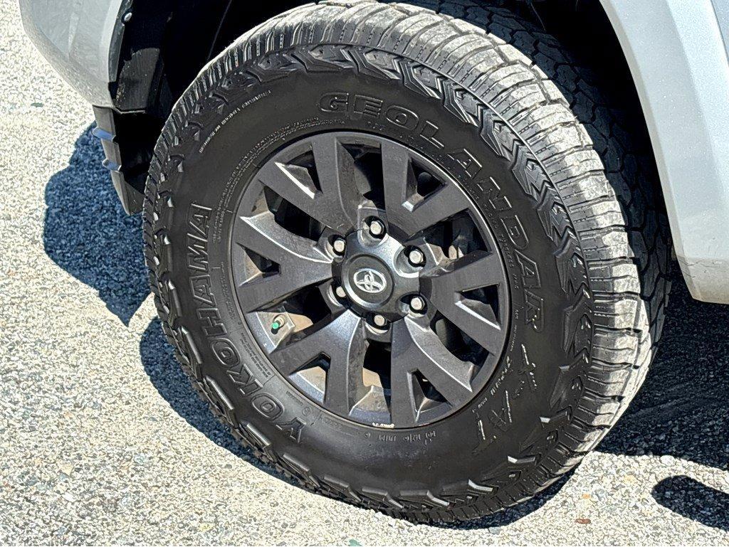 2020 Toyota Tacoma 2WD Vehicle Photo in SAVANNAH, GA 31406-4513