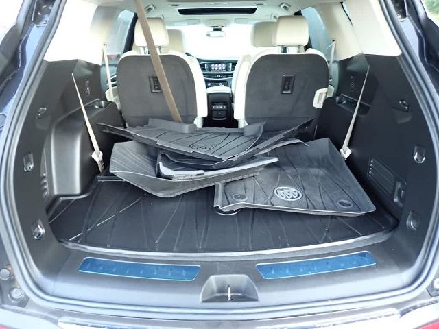 2022 Buick Enclave Vehicle Photo in ZELIENOPLE, PA 16063-2910