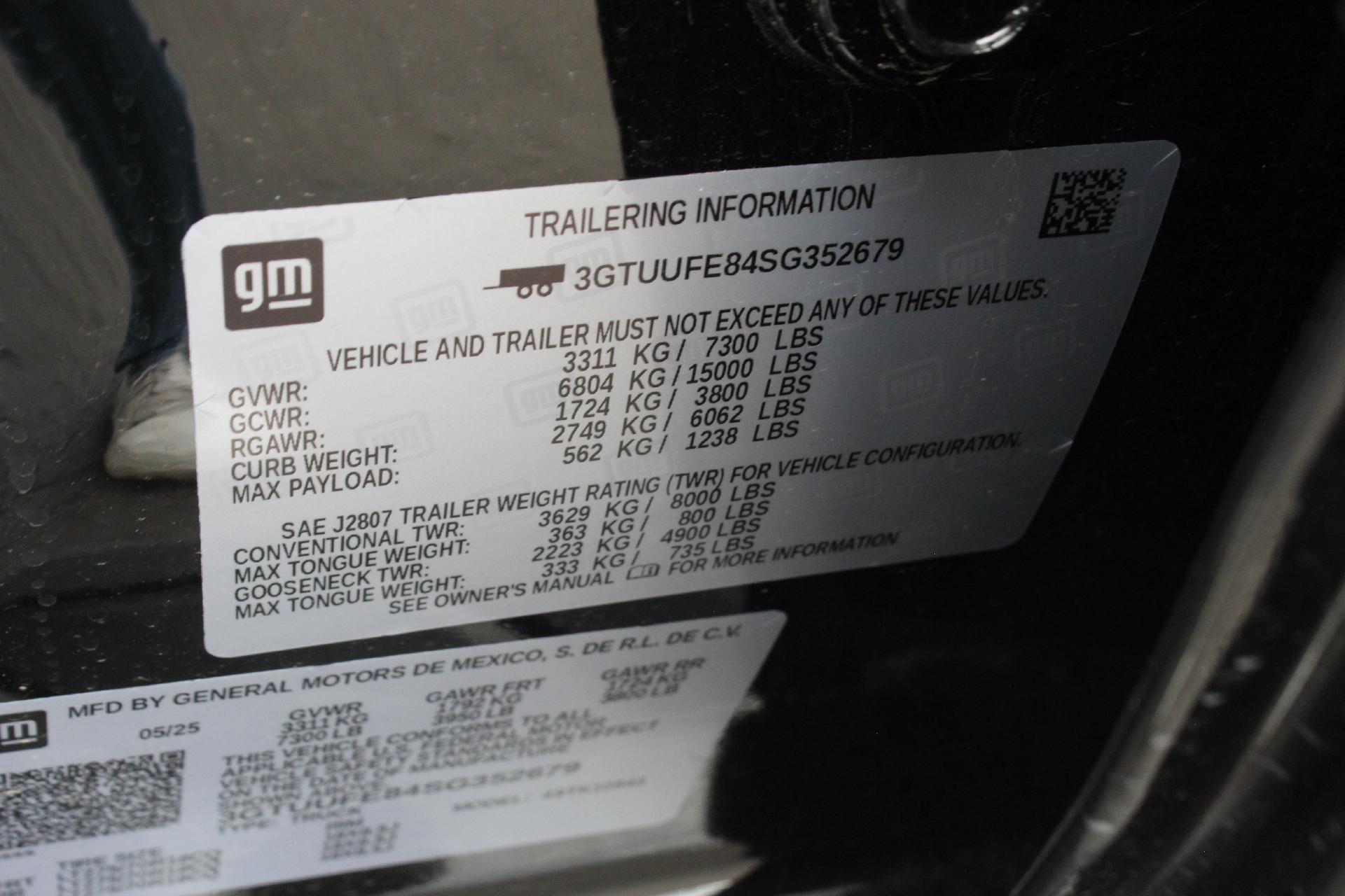 2025 GMC Sierra 1500 Vehicle Photo in AURORA, CO 80012-4011