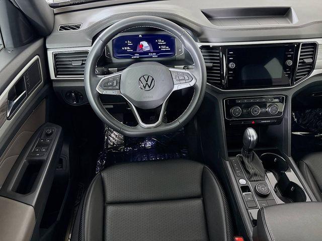 2023 Volkswagen Atlas Cross Sport Vehicle Photo in Puyallup, WA 98371